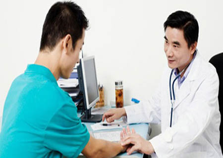 Điều trị quan hệ ra máu ở nam giới